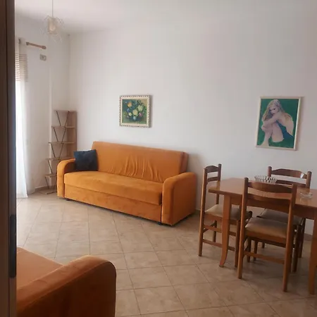 Joy Apartment *