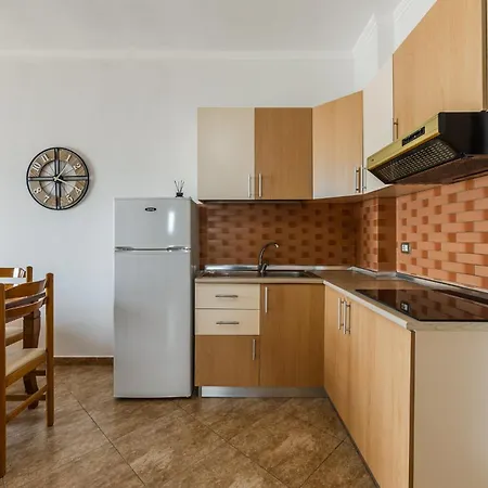 Apartman Joy 1 *