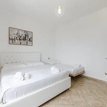 Joy 1 Apartman *